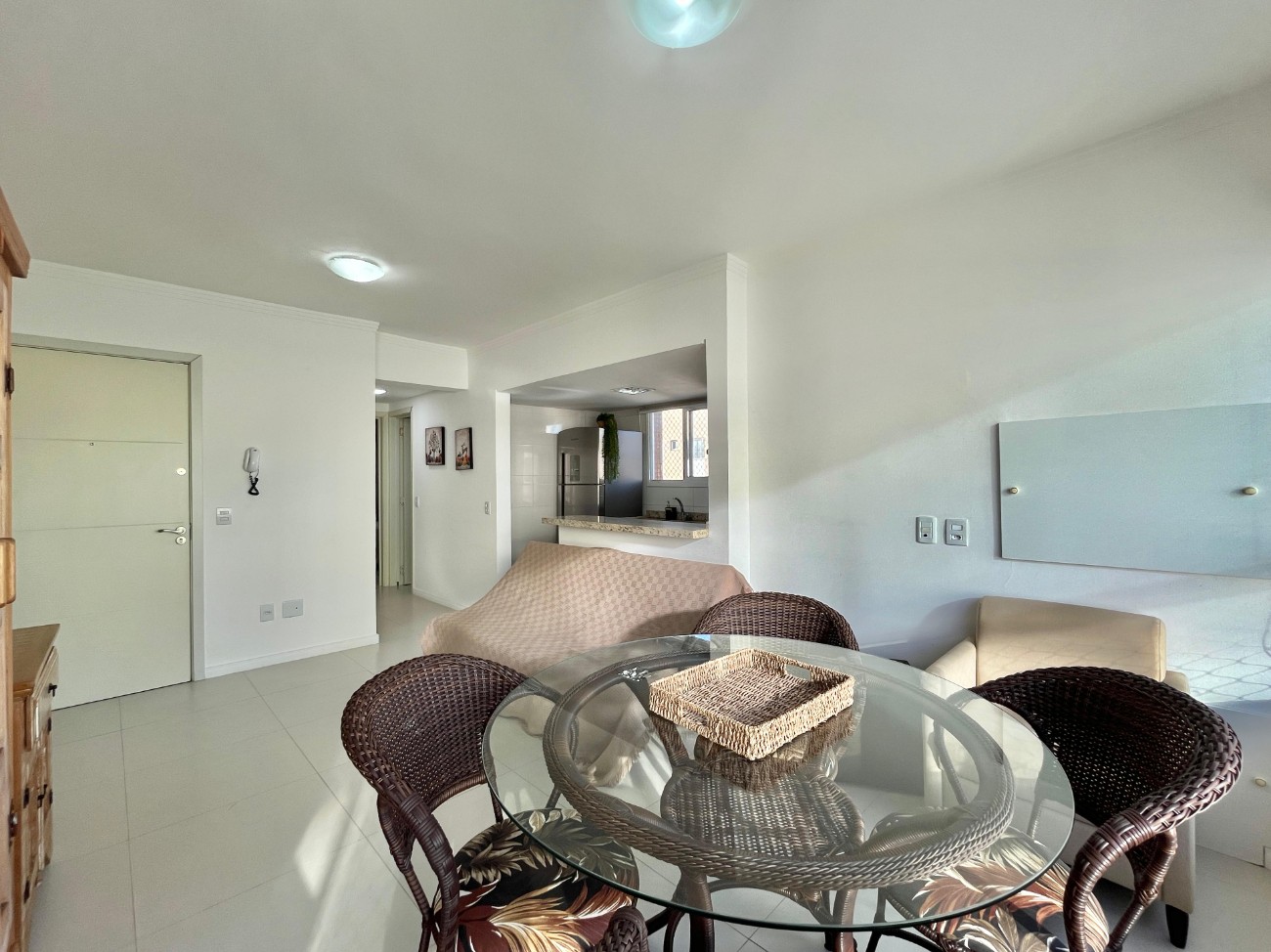 Apartamento, 1 quarto, 70 m² - Foto 2