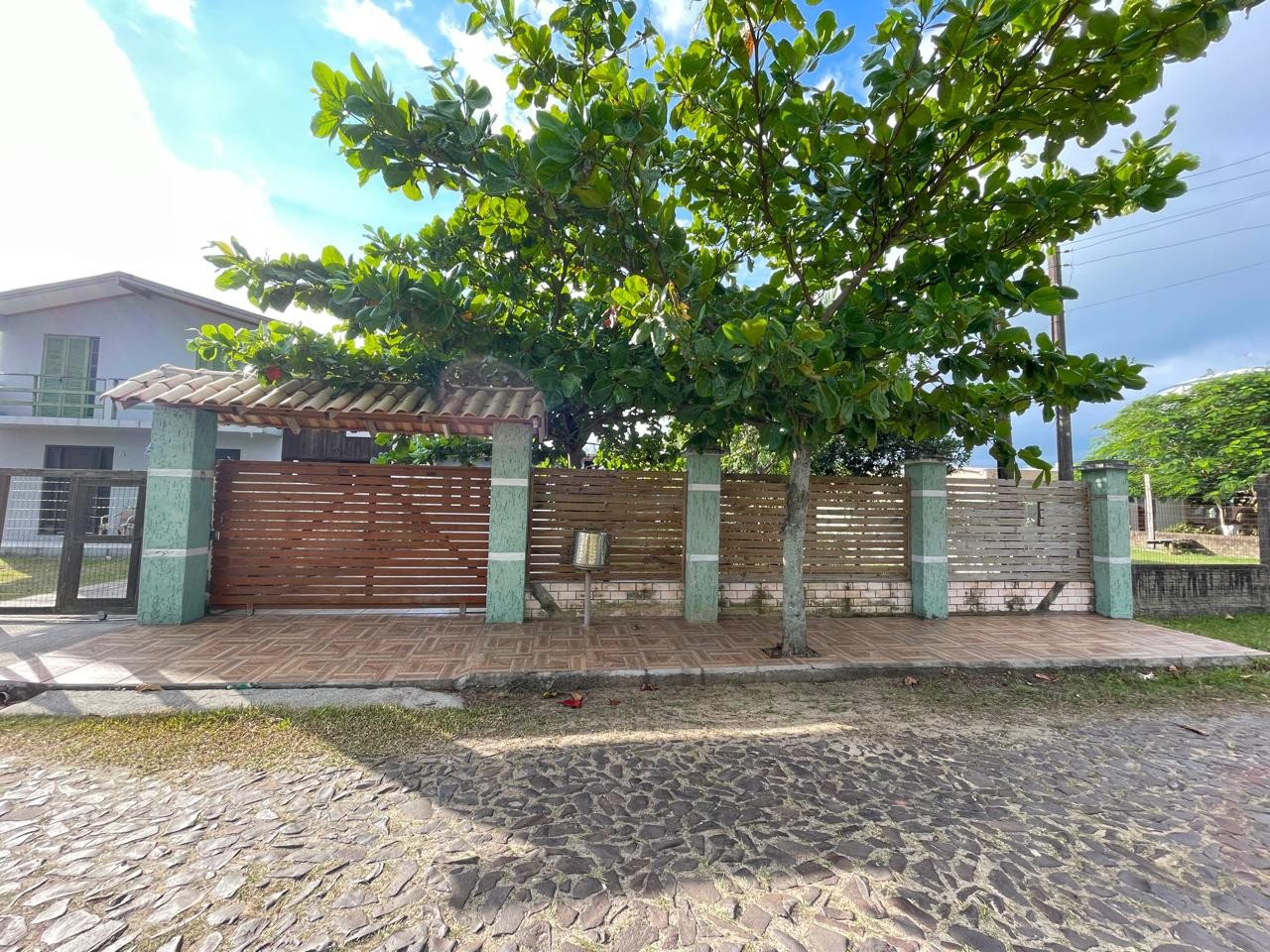 Casa 4 dormitórios à venda em Araça Capão da Canoa | Ref.: 7209