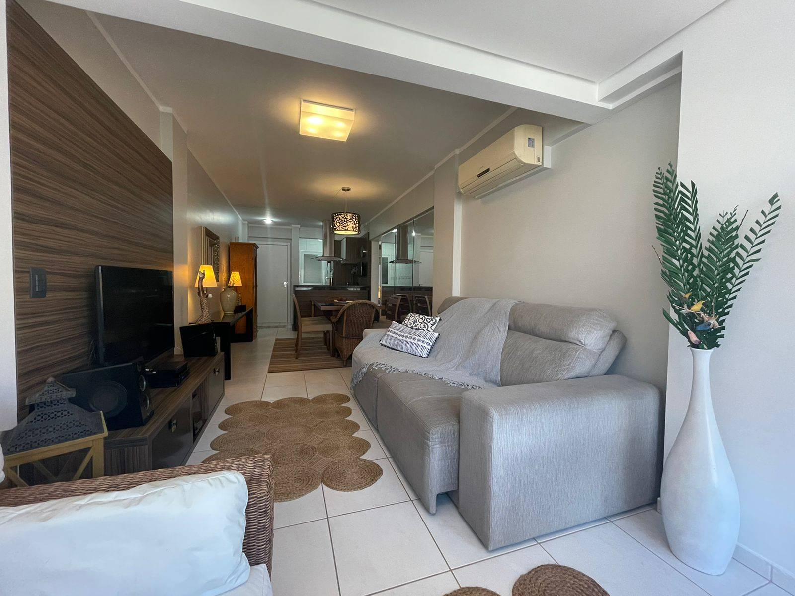 Apartamento à venda com 2 quartos, 107m² - Foto 12