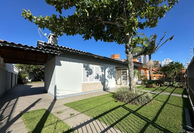 Casa 3 dormitórios à venda em Zona Nova Capão da Canoa | Ref.: 7440