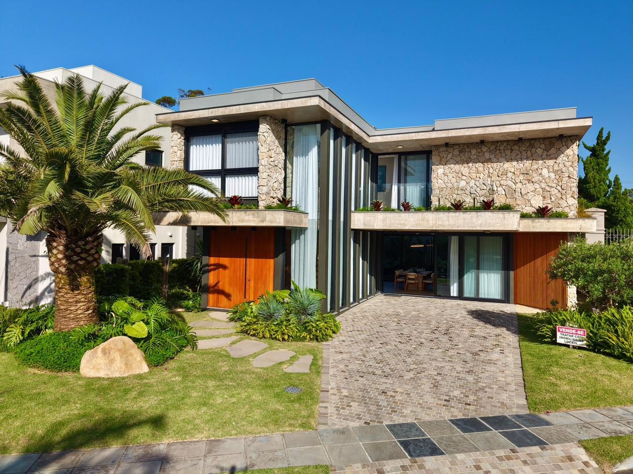 Casa em Condomínio 4 dormitórios à venda em Atlântida  Xangri-lá | Ref.: 7570