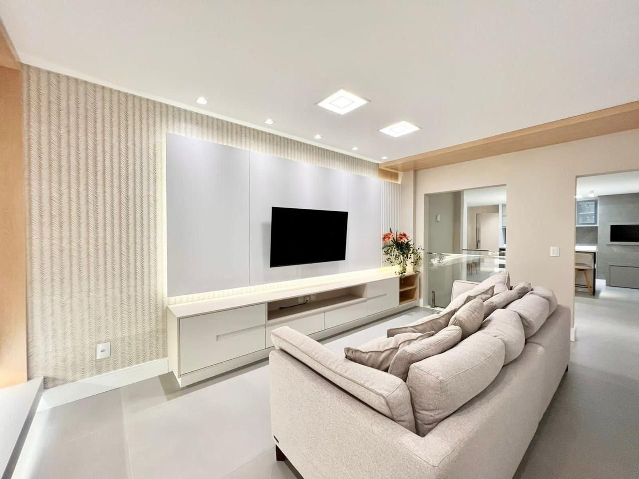 Apartamento, 3 quartos, 265 m² - Foto 2