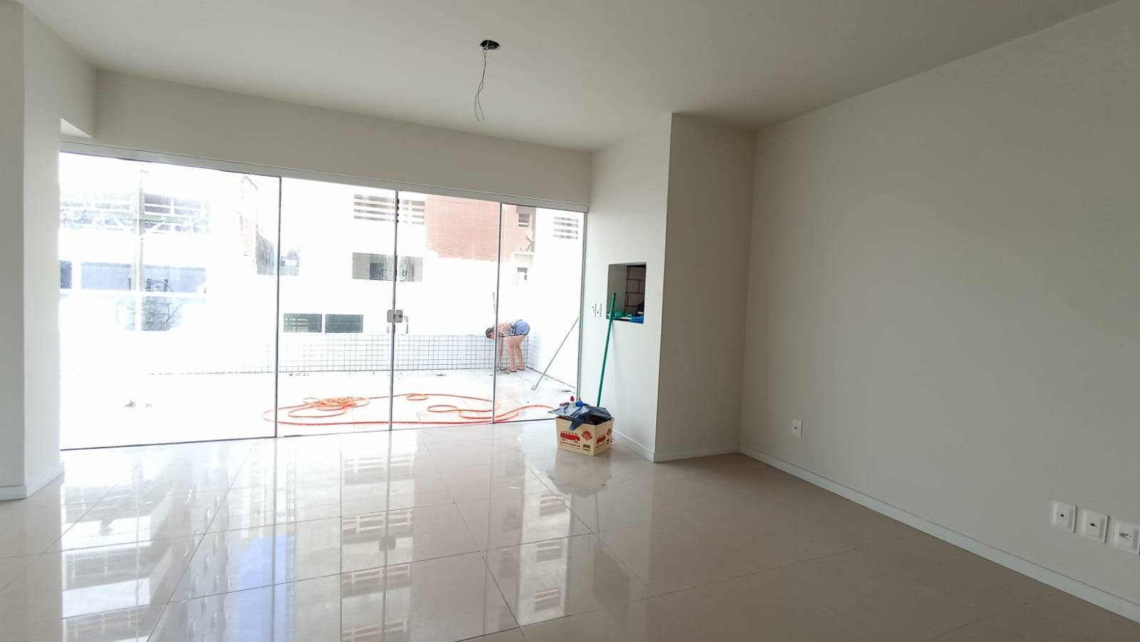 Apartamento, 3 quartos, 228 m² - Foto 2