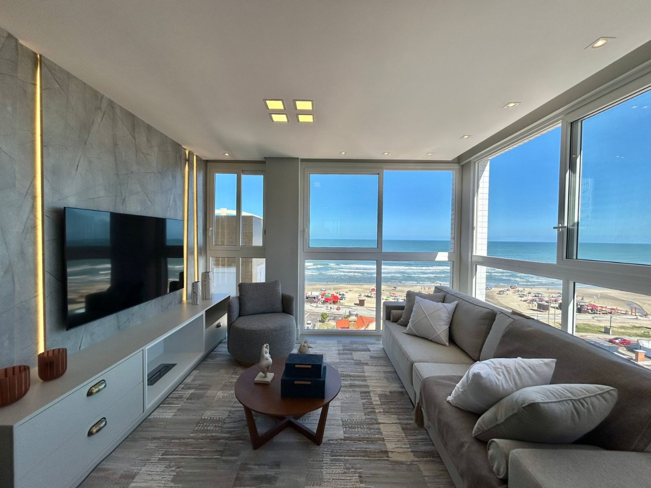 Apartamento 3 dormitórios à venda em Zona Nova Capão da Canoa | Ref.: 8107