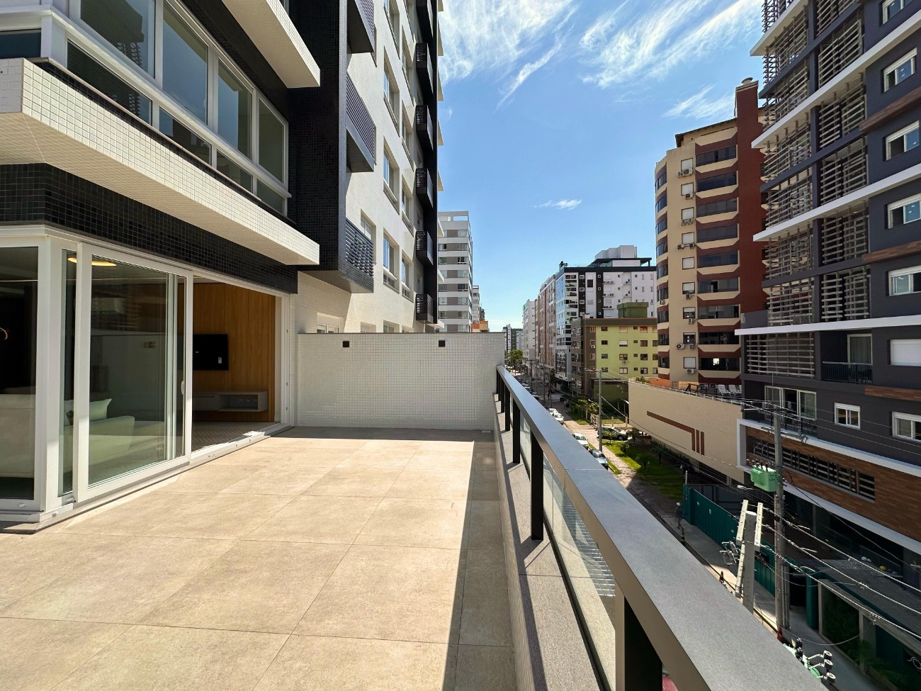 Apartamento, 3 quartos, 243 m² - Foto 2