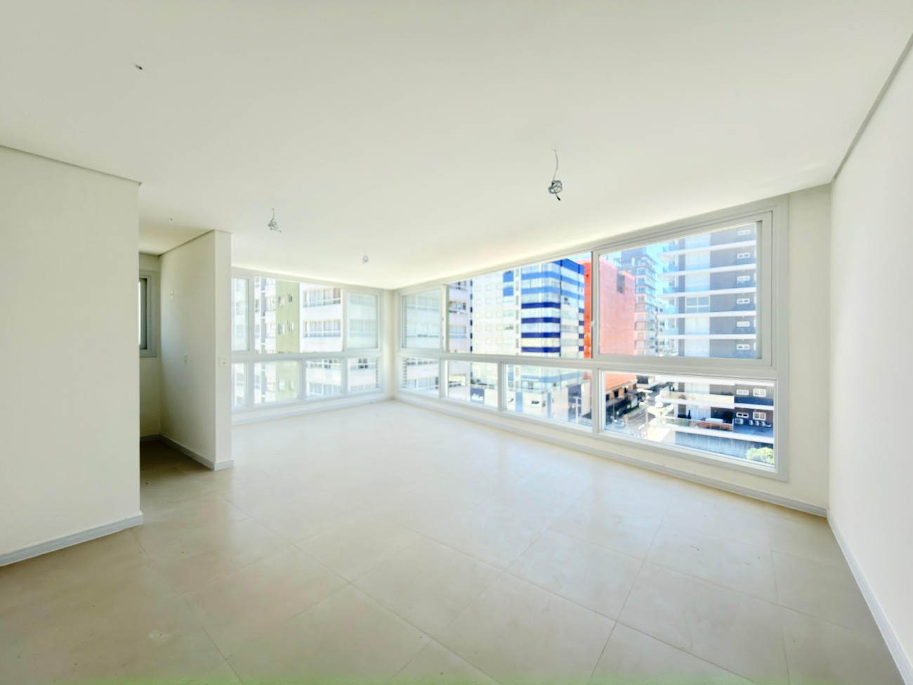 Apartamento 3 dormitórios à venda em Navegantes Capão da Canoa | Ref.: 8567