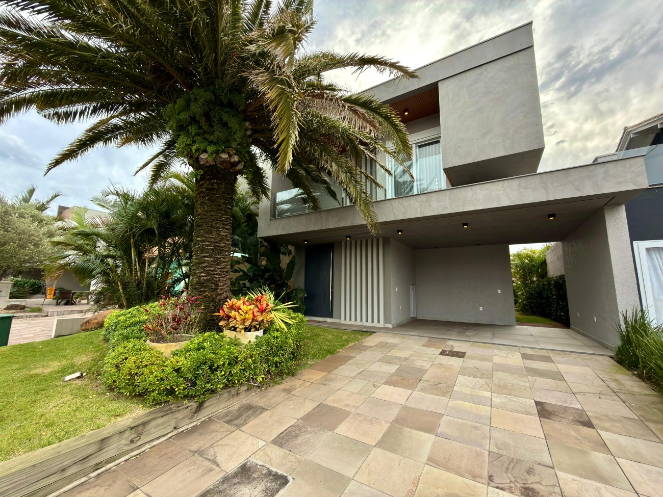 Casa em Condomínio 4 dormitórios à venda emZona Nova Capão da Canoa | Ref.: 8805
