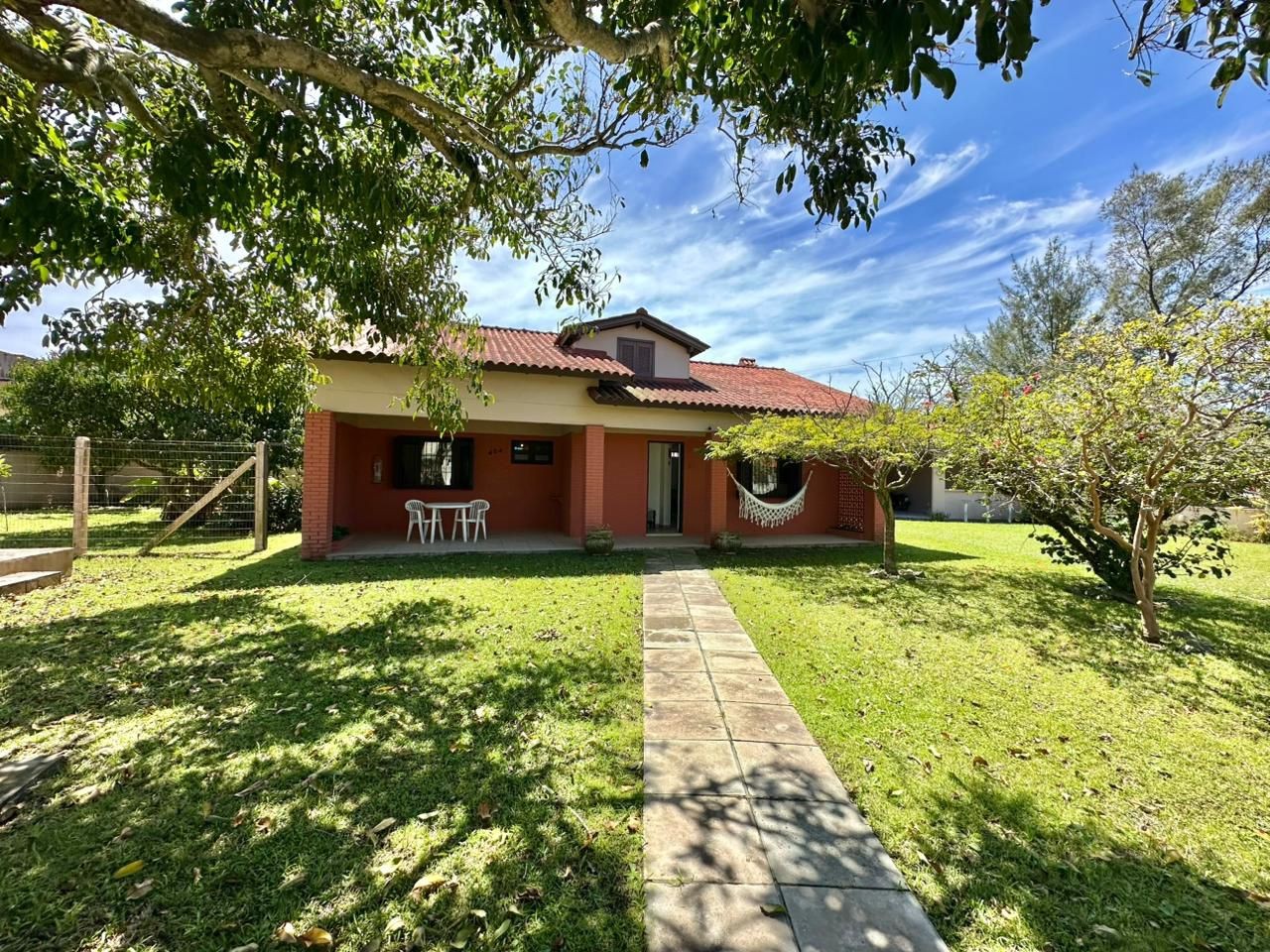 Casa 3 dormitórios à venda emBairro Guarani Capão da Canoa | Ref.: 8889