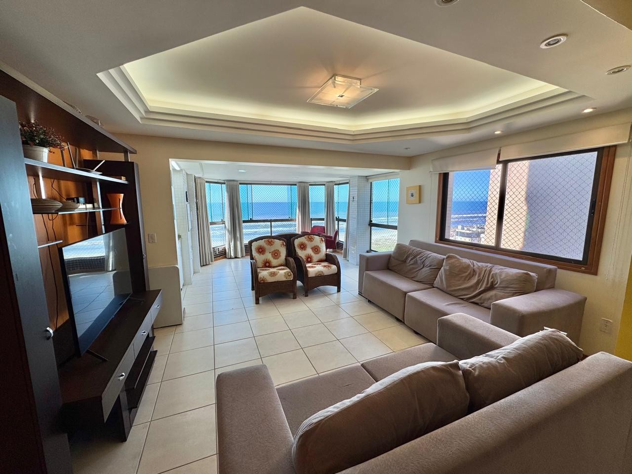 Apartamento, 3 quartos, 189 m² - Foto 2