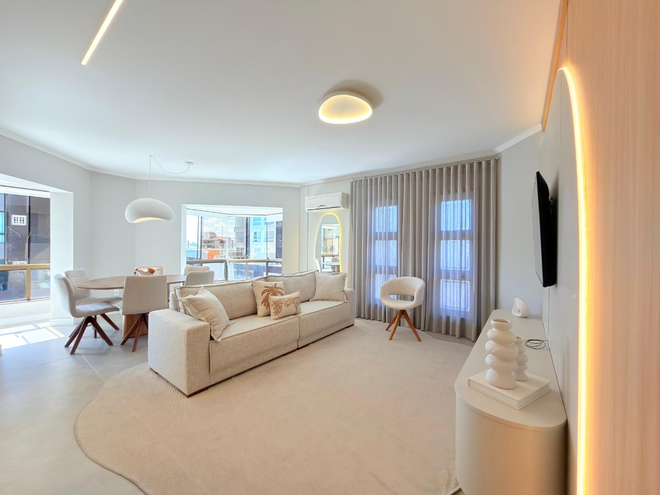 Apartamento 4 dormitórios à venda em Centro Capão da Canoa | Ref.: 9618