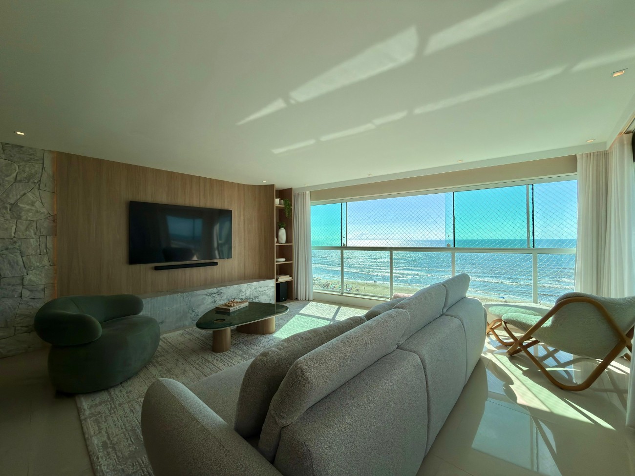 Apartamento 4 dormitórios à venda emZona Nova Capão da Canoa | Ref.: 9713