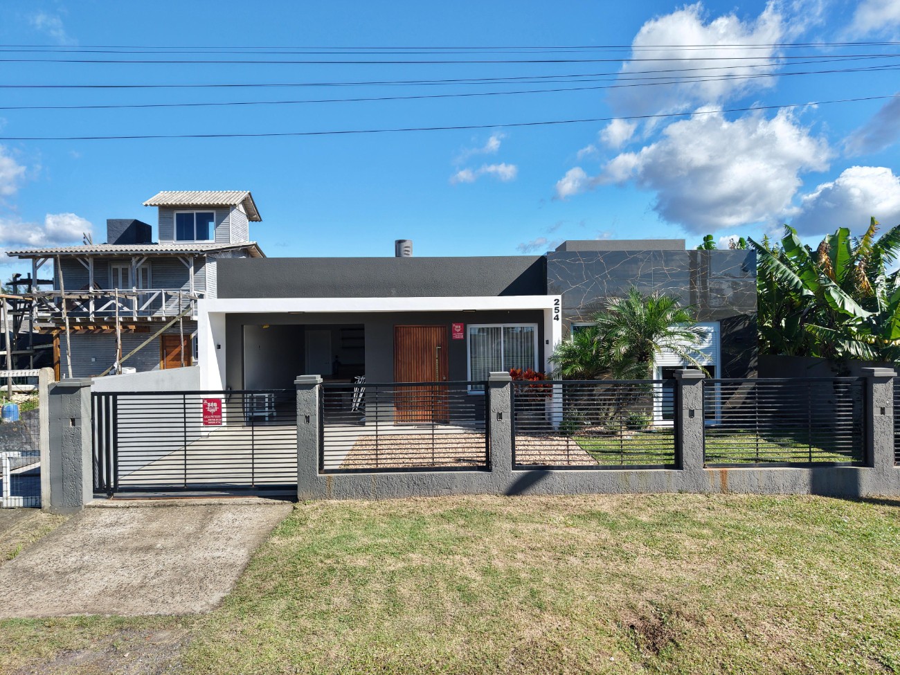 Casa 3 dormitórios à venda em zona norte Capão da Canoa | Ref.: 9950